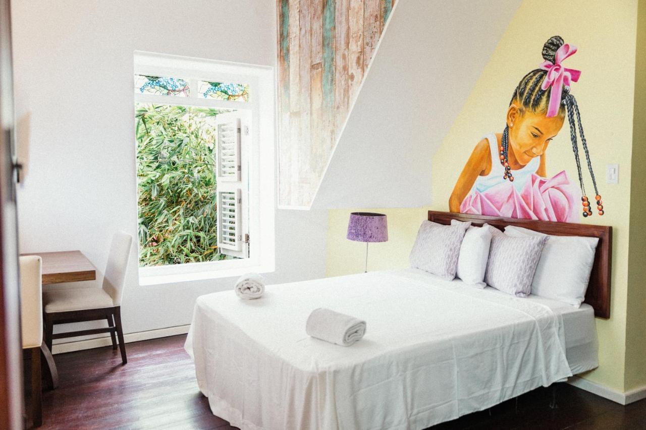 Bario Hotel Willemstad Bagian luar foto
