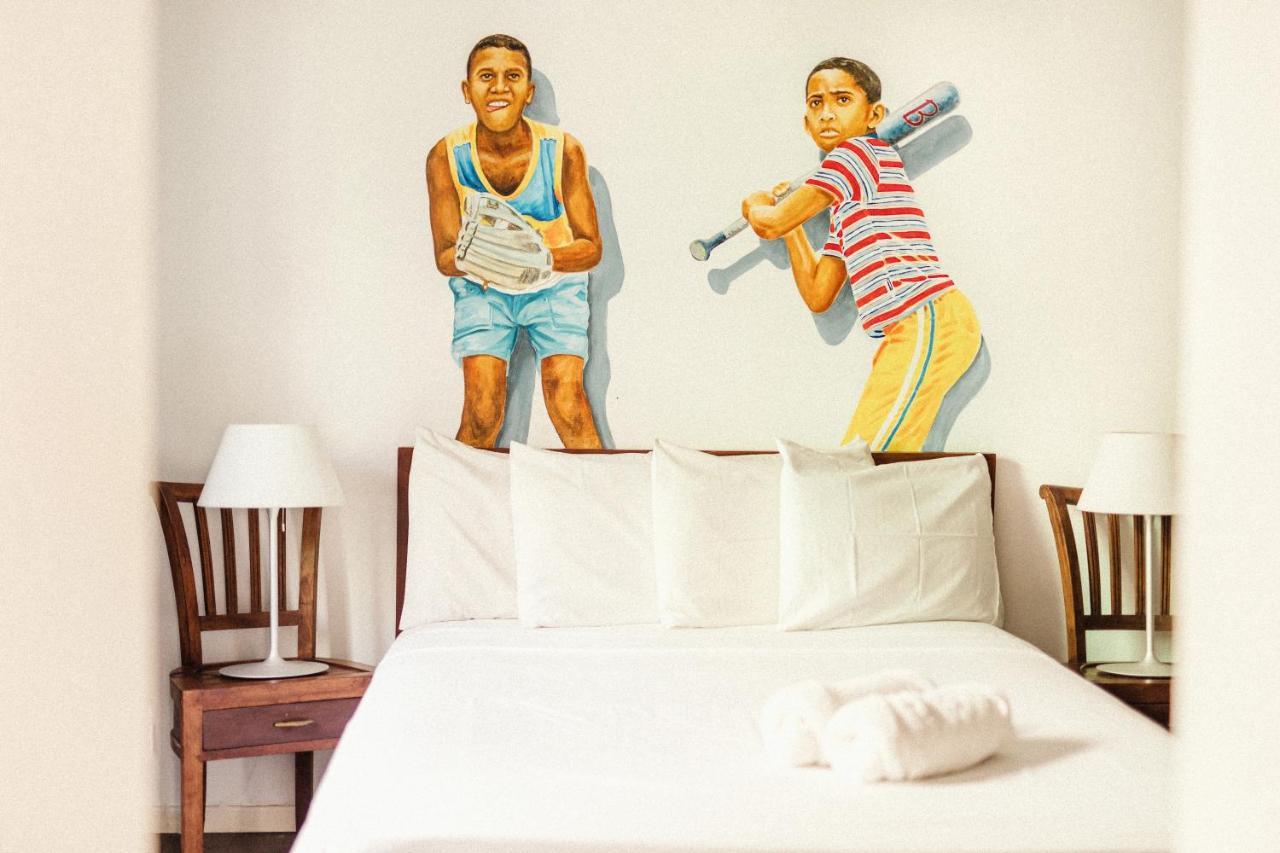 Bario Hotel Willemstad Bagian luar foto