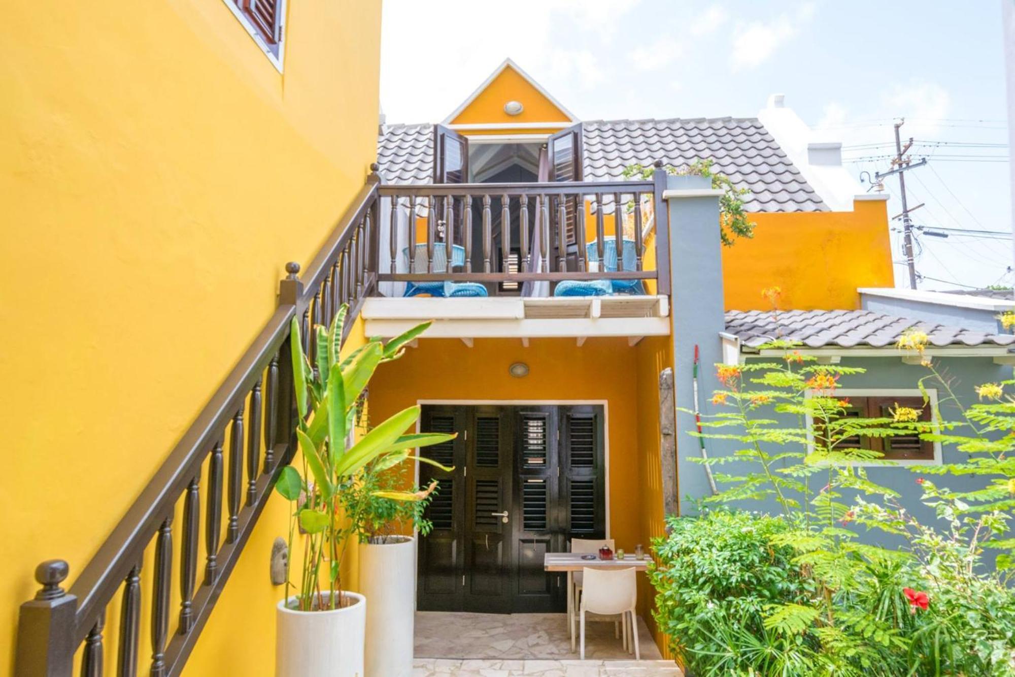 Bario Hotel Willemstad Ruang foto